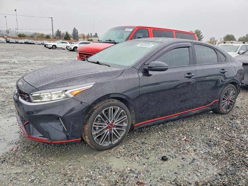 Фото 1 - KIA FORTE