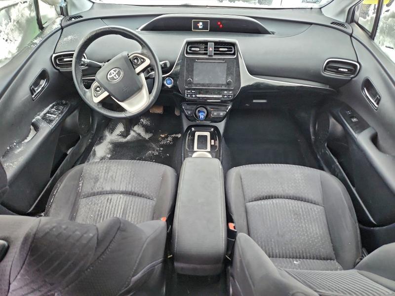 Фото 8 - TOYOTA PRIUS