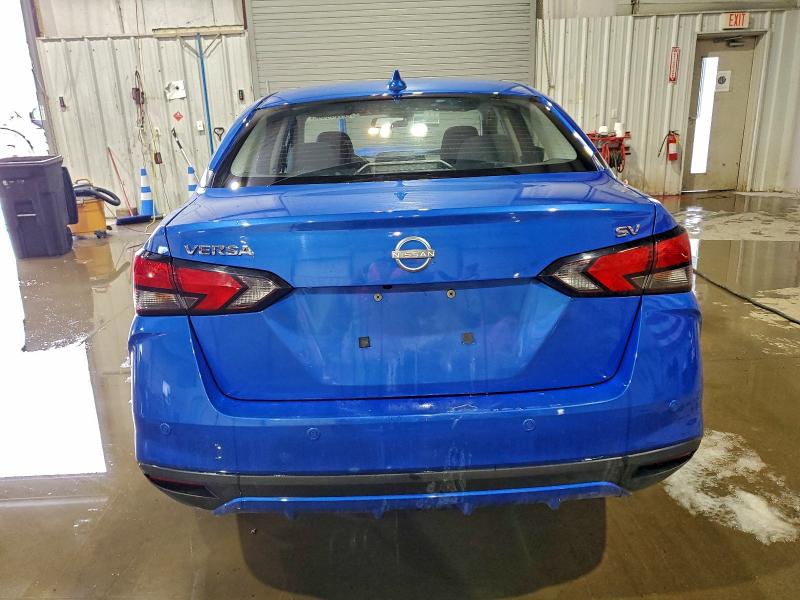 Фото 6 - NISSAN VERSA