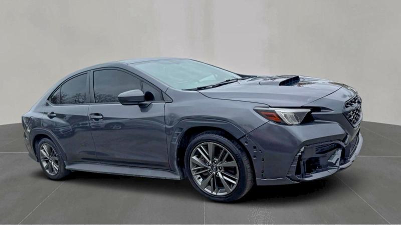 Фото 1 - SUBARU WRX