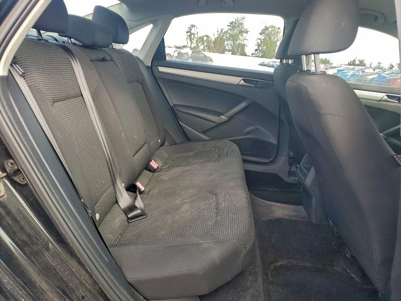 Фото 10 - VOLKSWAGEN PASSAT