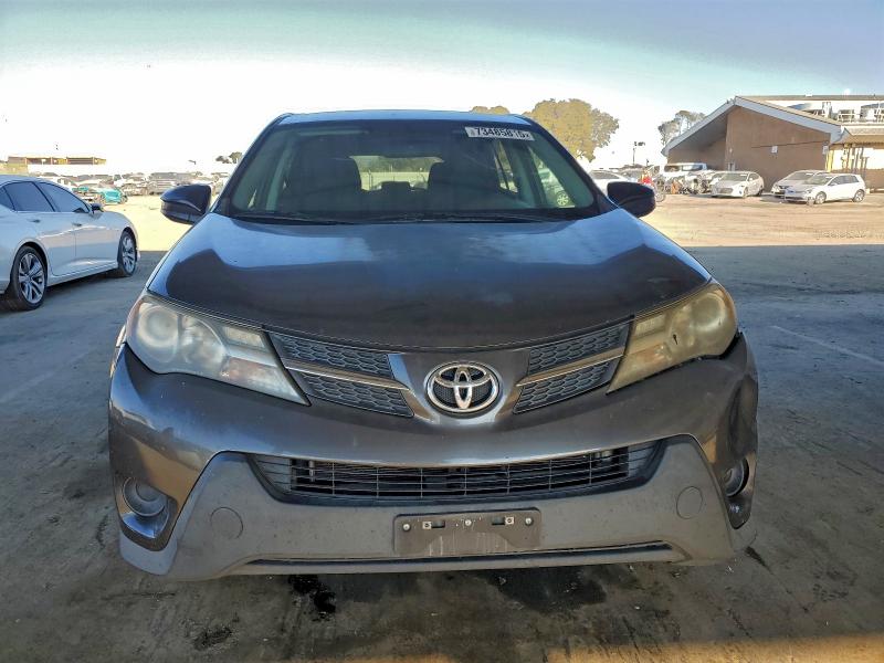 Фото 5 - TOYOTA RAV4