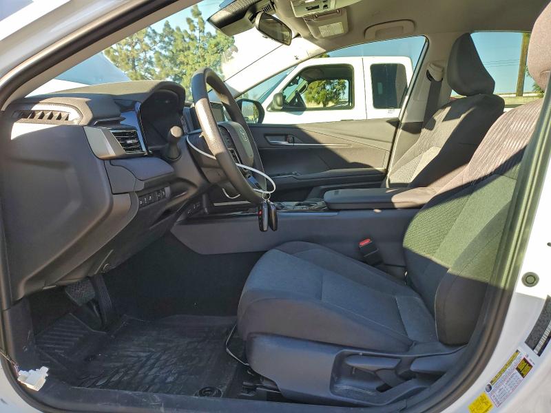 Фото 7 - TOYOTA CAMRY