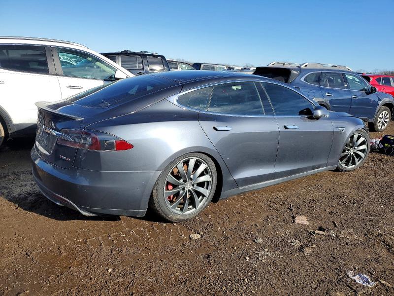 Фото 3 - TESLA MODEL S