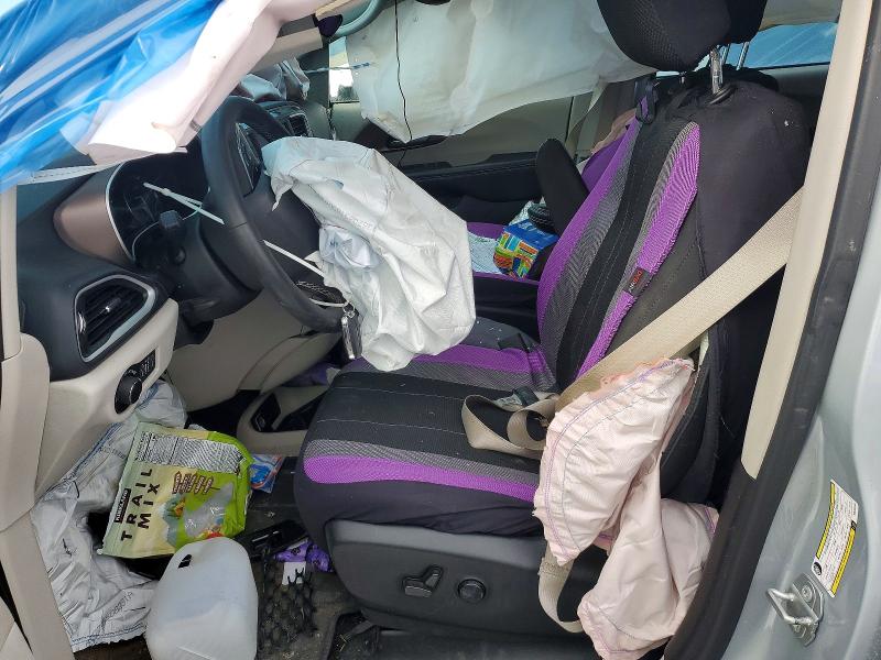 Фото 7 - CHRYSLER MINIVAN