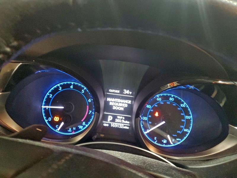 Фото 9 - TOYOTA COROLLA