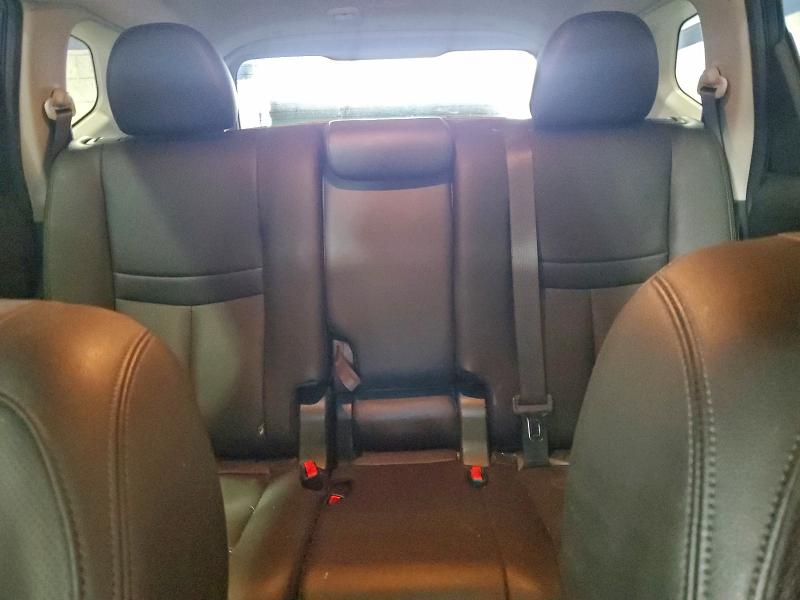 Фото 10 - NISSAN ROGUE