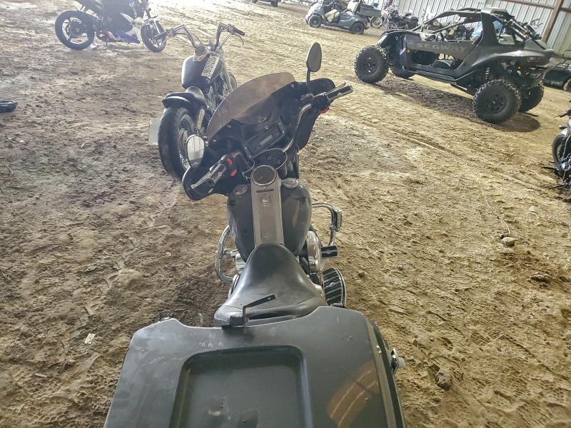 HARLEY-DAVIDSON FL 2007