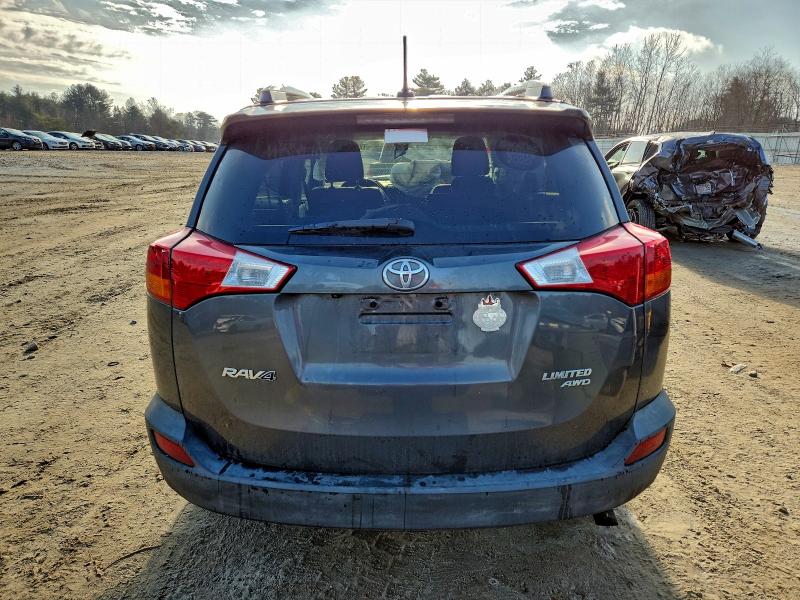 Фото 6 - TOYOTA RAV4