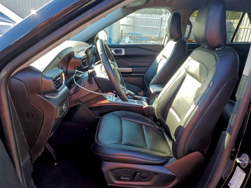 Фото 7 - FORD EXPLORER