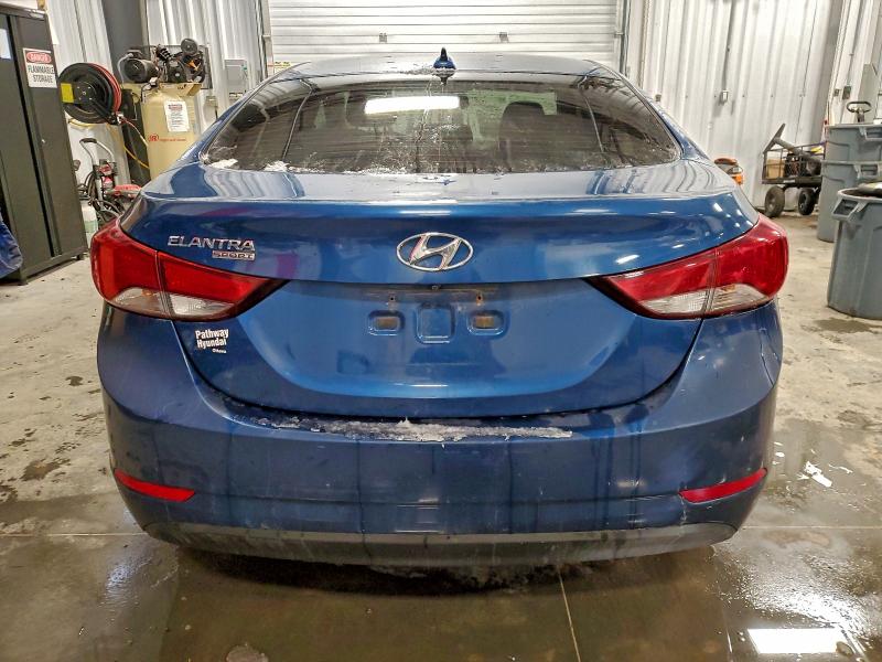 Фото 6 - HYUNDAI ELANTRA