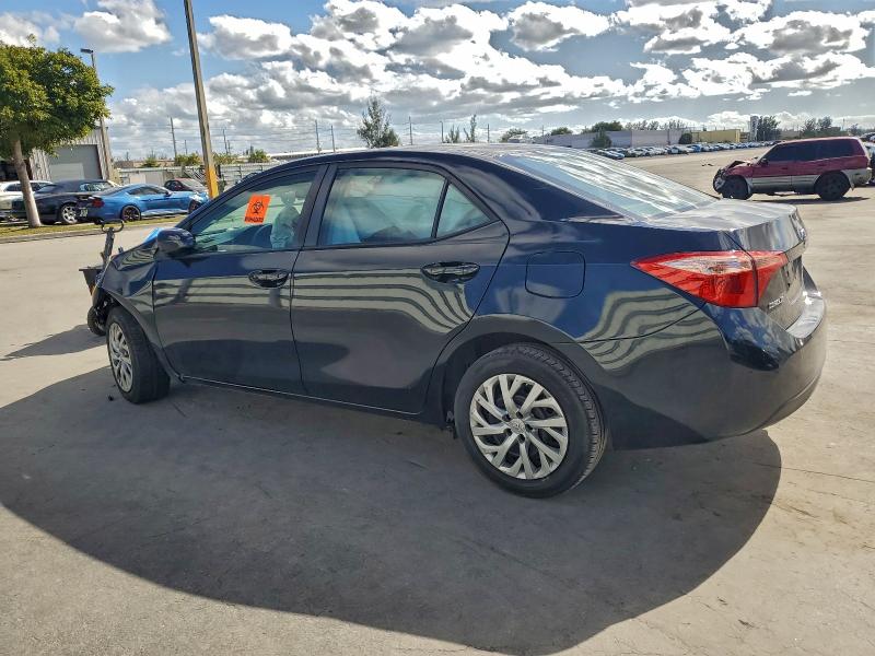 Фото 2 - TOYOTA COROLLA