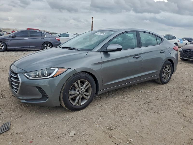 Фото 1 - HYUNDAI ELANTRA