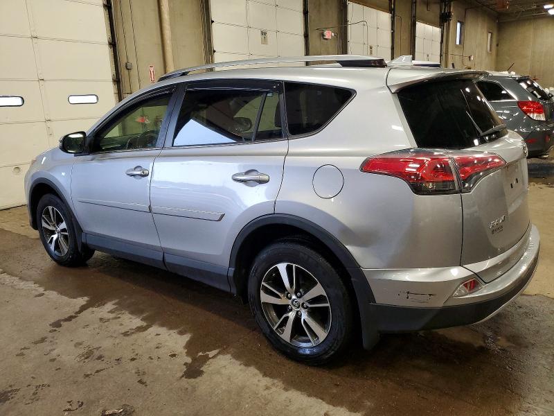 Фото 2 - TOYOTA RAV4