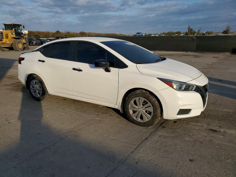 Фото 4 - NISSAN VERSA