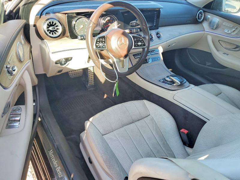 Фото 8 - MERCEDES-BENZ E-CLASS