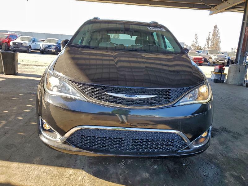 Фото 5 - CHRYSLER PACIFICA