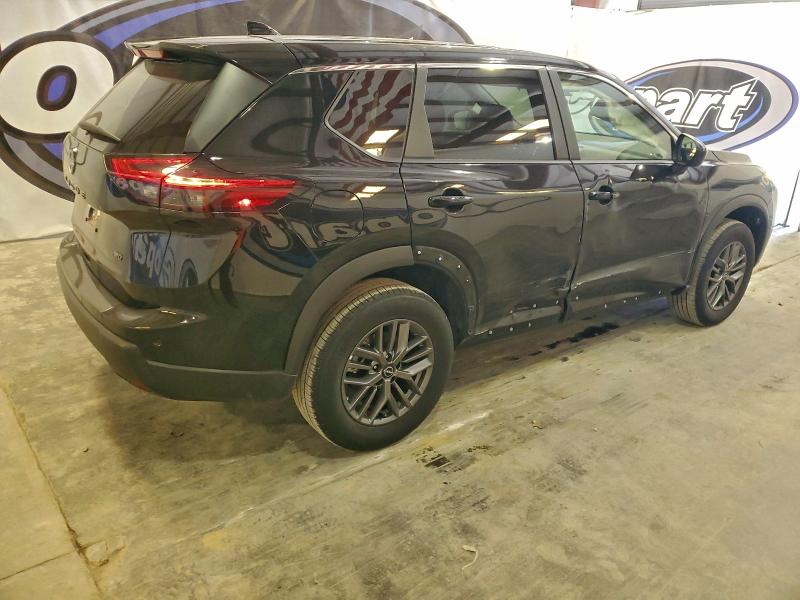 Фото 3 - NISSAN ROGUE