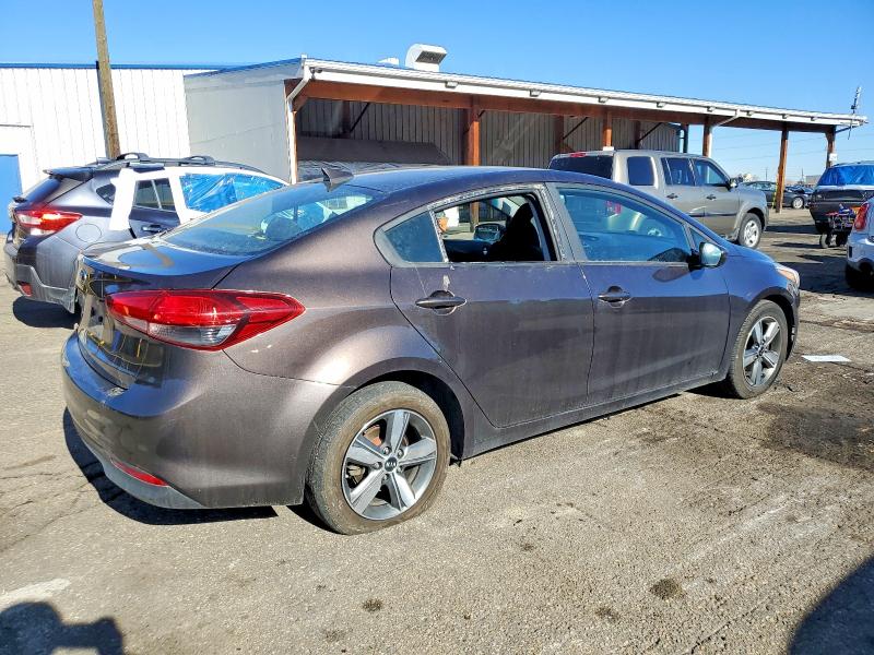 Фото 3 - KIA FORTE