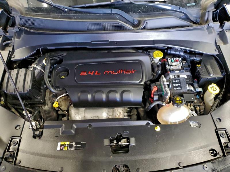 Фото 12 - JEEP COMPASS