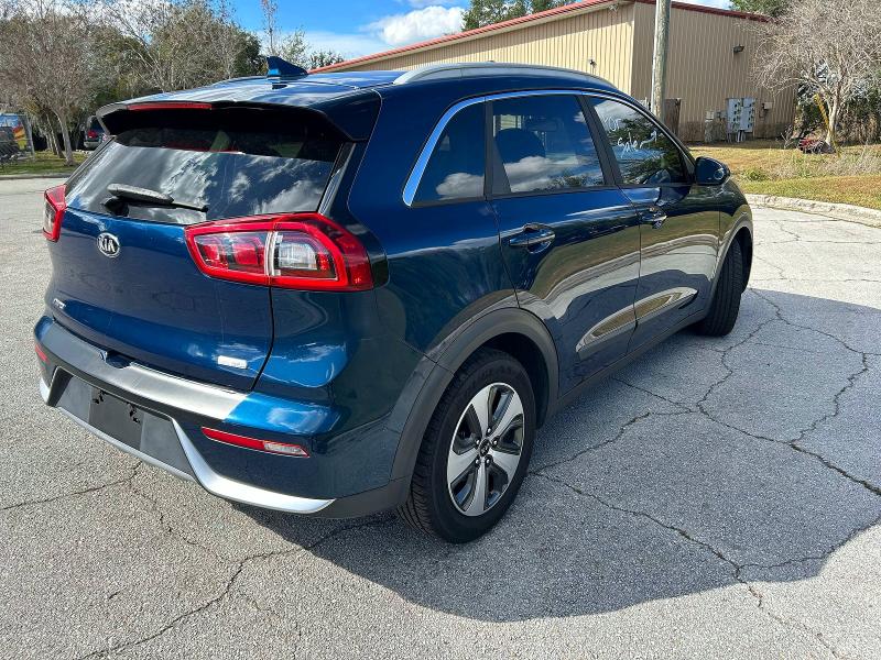 Фото 4 - KIA NIRO