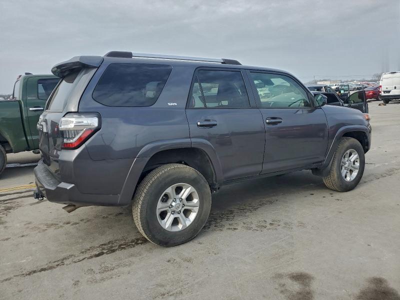 Фото 3 - TOYOTA 4RUNNER