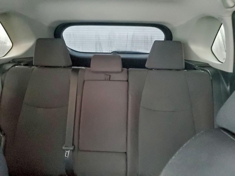 Фото 10 - TOYOTA RAV4