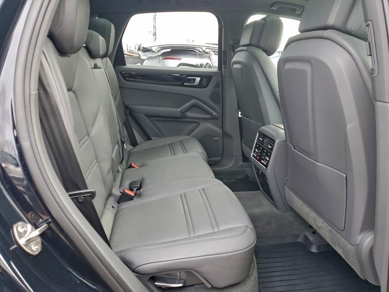 Фото 11 - PORSCHE CAYENNE