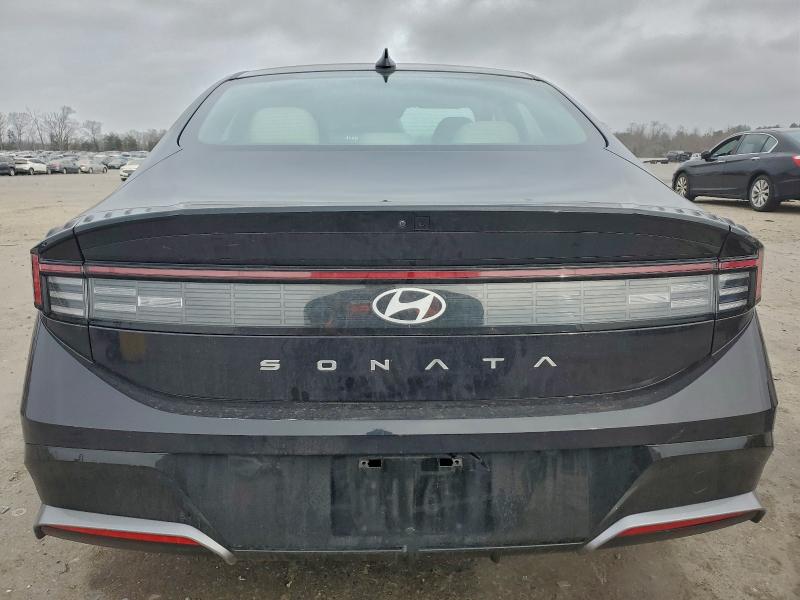Фото 6 - HYUNDAI SONATA