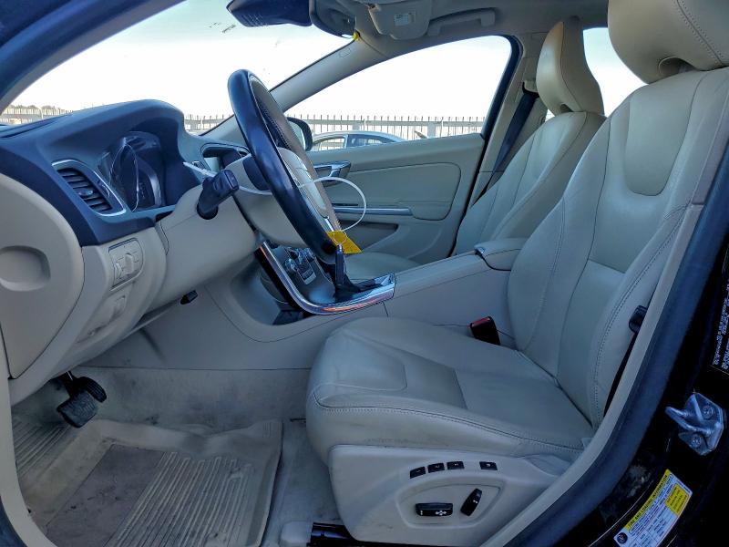 Фото 7 - VOLVO S60