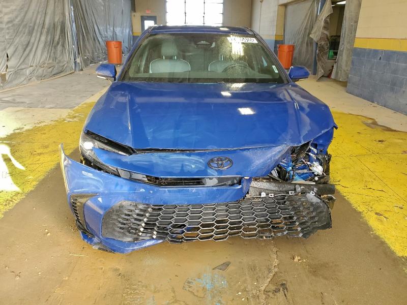 Фото 5 - TOYOTA CAMRY