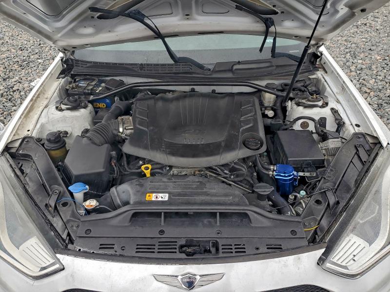 Фото 11 - HYUNDAI GENESIS