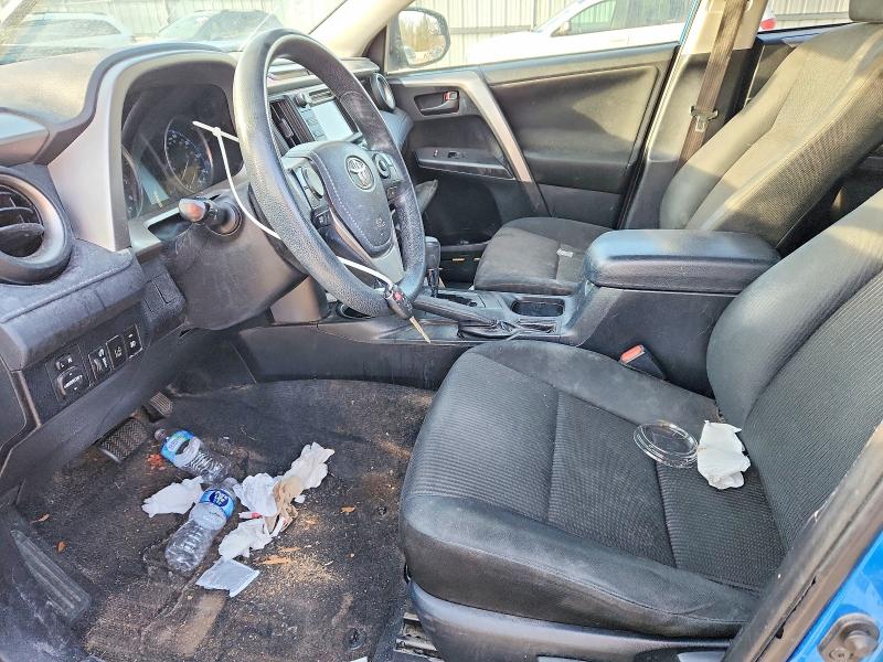 Фото 7 - TOYOTA RAV4