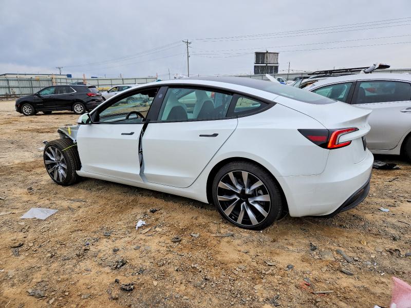 Фото 2 - TESLA MODEL 3