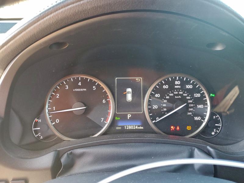 Фото 9 - LEXUS NX