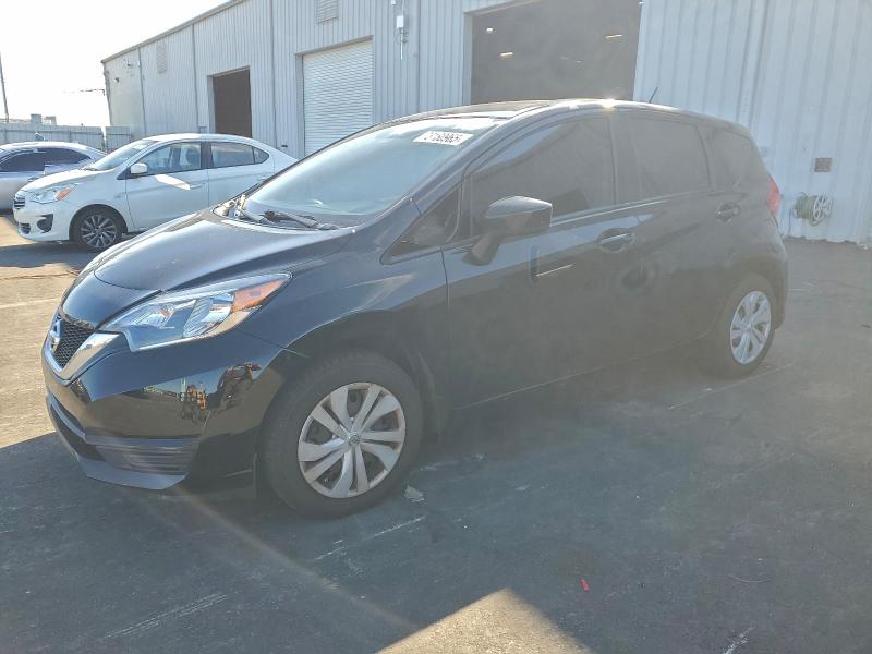 Фото 1 - NISSAN VERSA