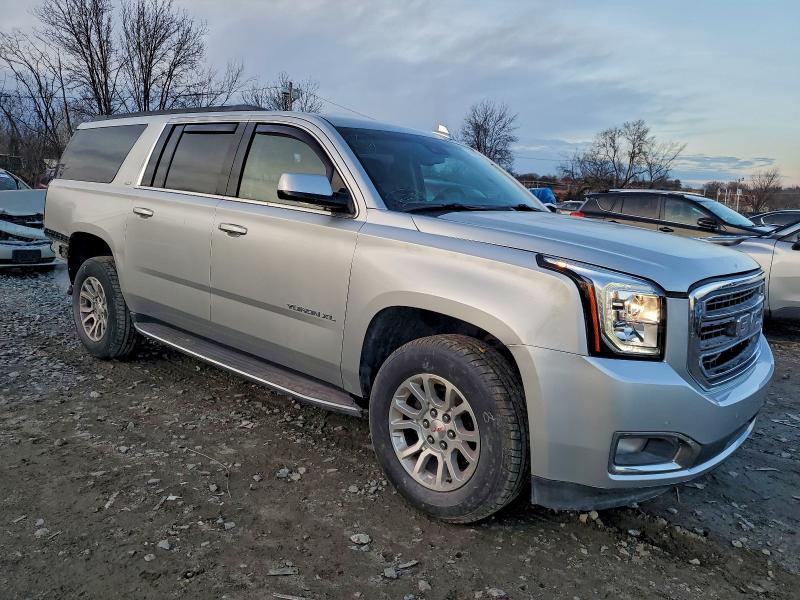 Фото 4 - GMC YUKON