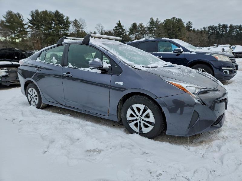 Фото 4 - TOYOTA PRIUS
