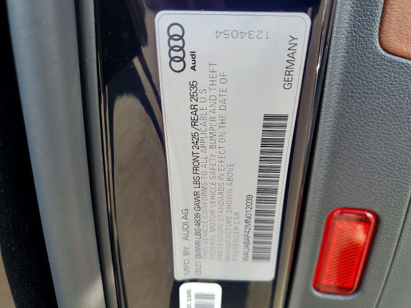 Фото 12 - AUDI A4