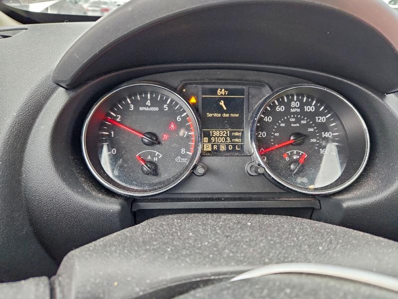 Фото 9 - NISSAN ROGUE