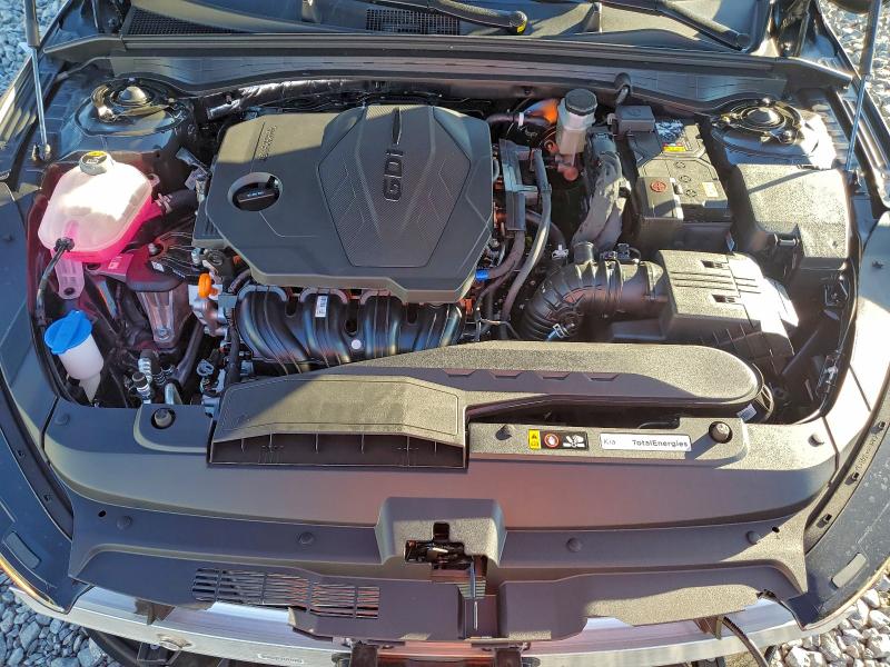 Фото 11 - KIA K5