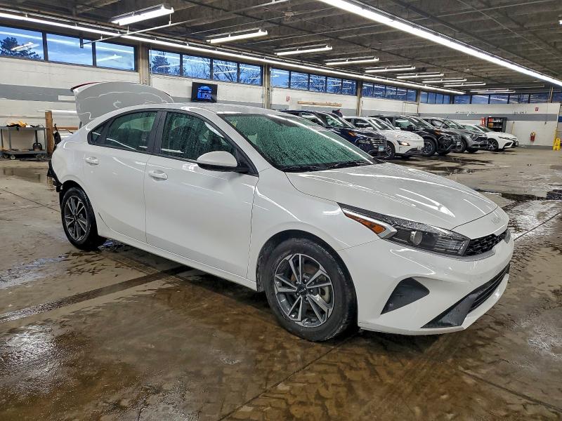 Фото 4 - KIA FORTE