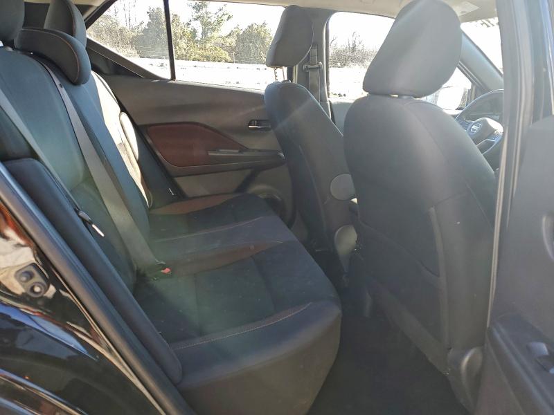 Фото 11 - NISSAN KICKS