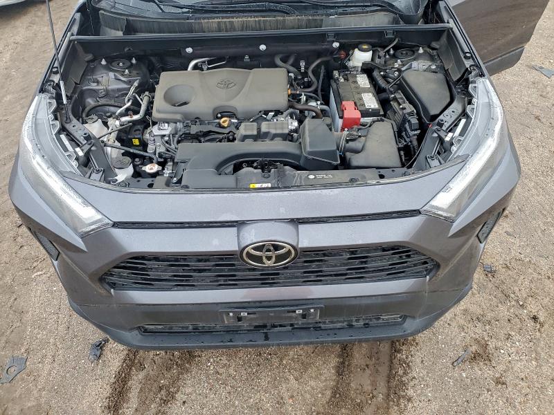 Фото 11 - TOYOTA RAV4