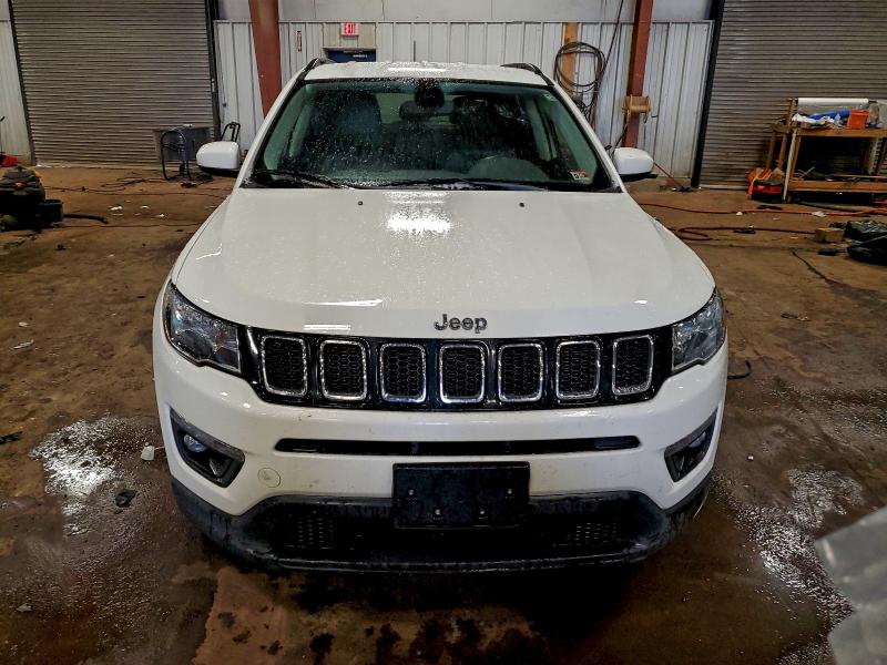 Фото 5 - JEEP COMPASS