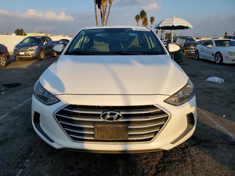 Фото 5 - HYUNDAI ELANTRA