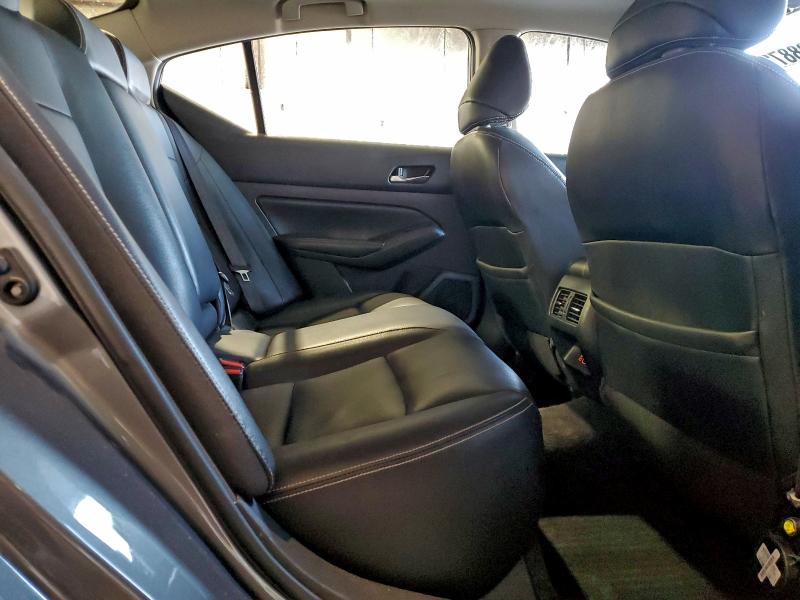 Фото 10 - NISSAN ALTIMA