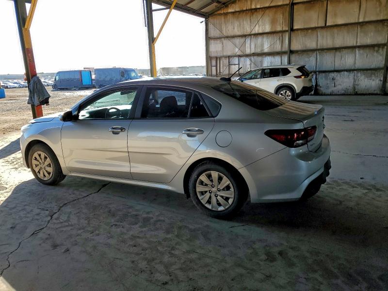 Фото 2 - KIA RIO