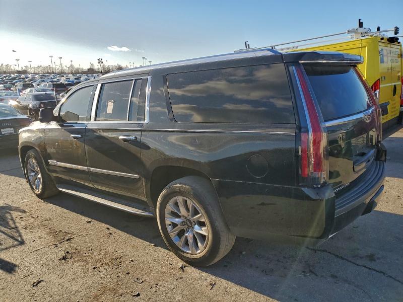 Фото 2 - CADILLAC ESCALADE