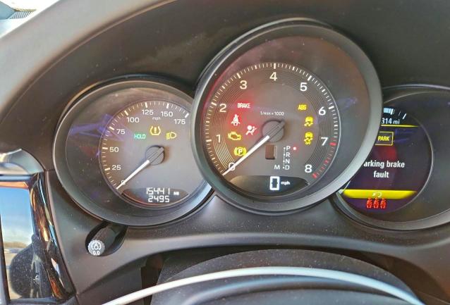 Фото 9 - PORSCHE MACAN